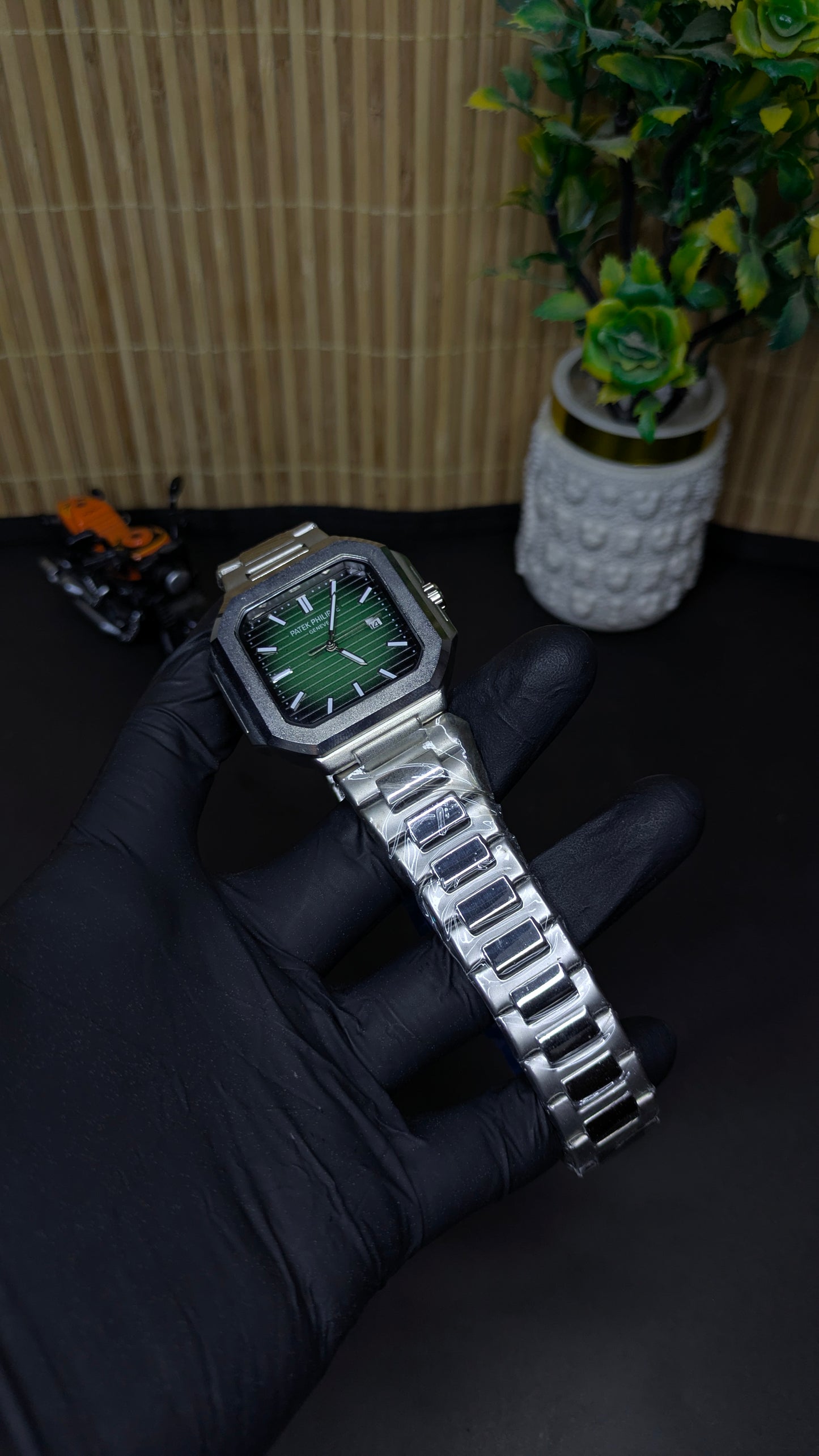 PATEK PHILLIPE (square)