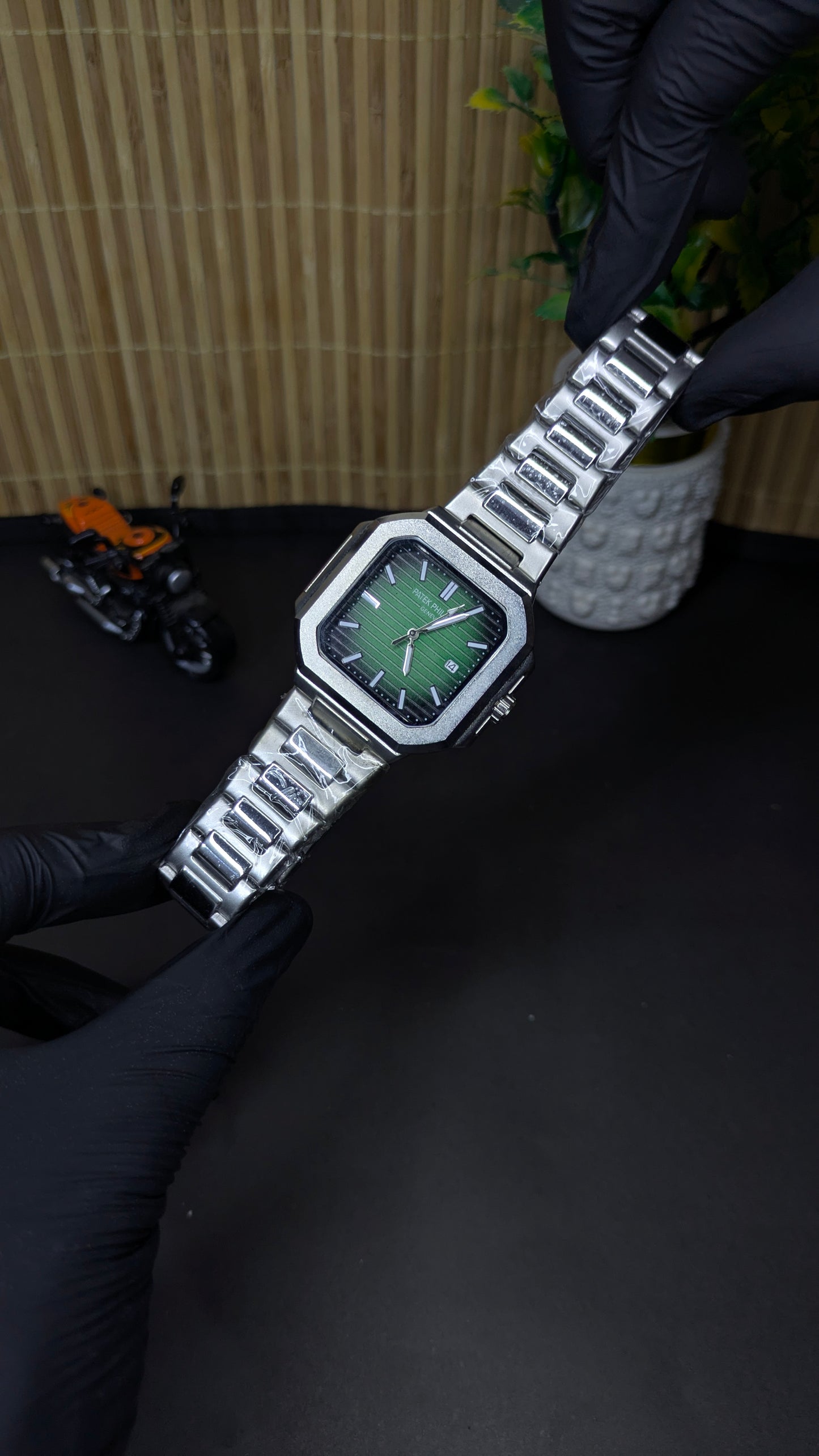PATEK PHILLIPE (square)