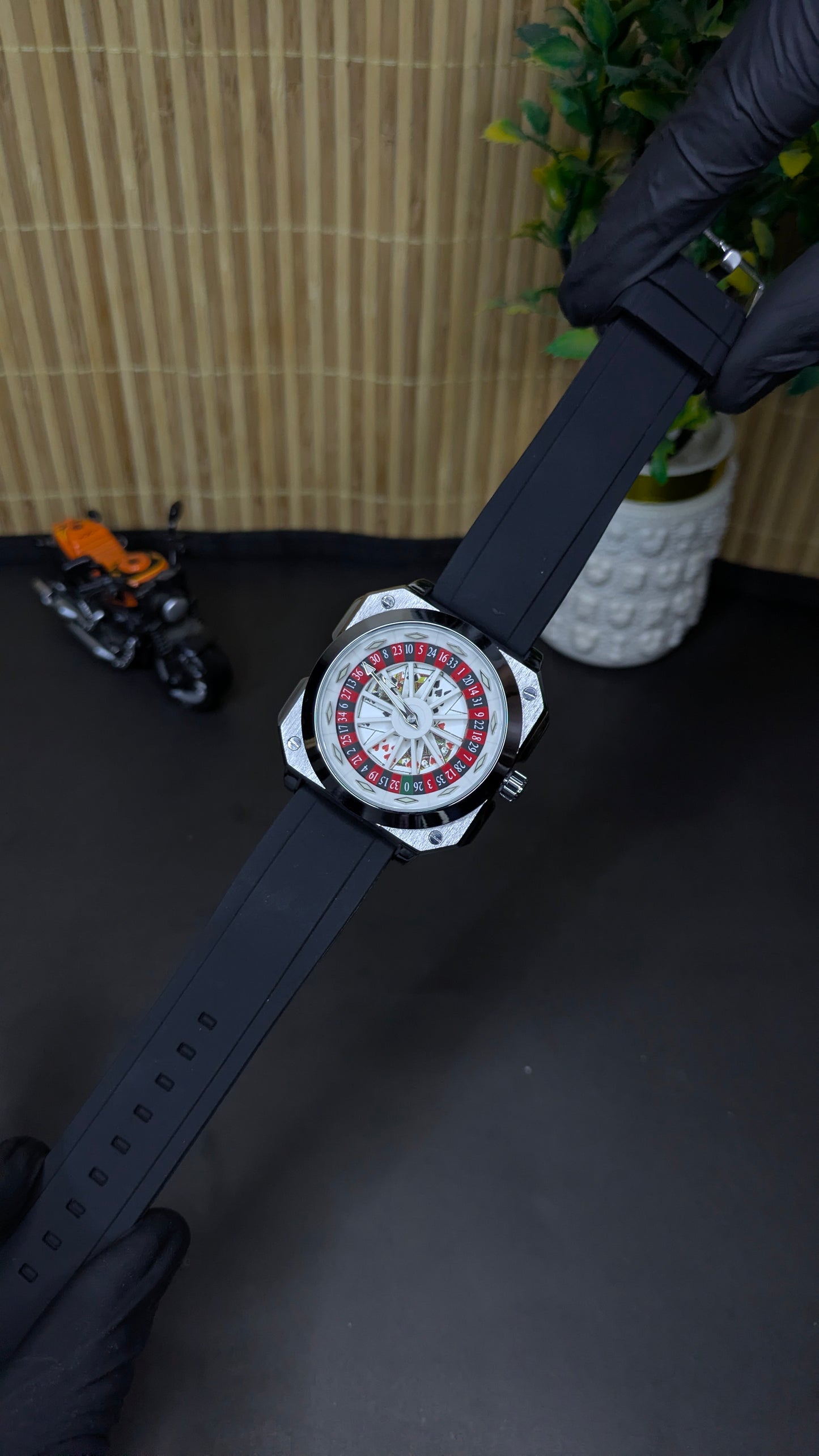 CASINO WATCH